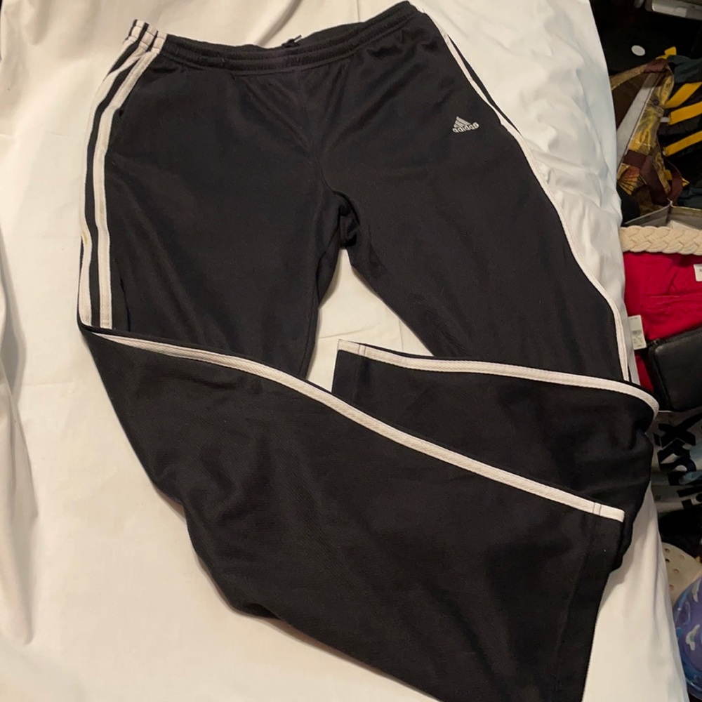 Men’s Adidas jogging pants